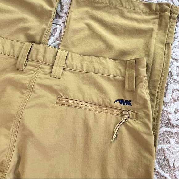 Mountain Khakis Men’s Equatorial Convertible Pant - Picture 10 of 16